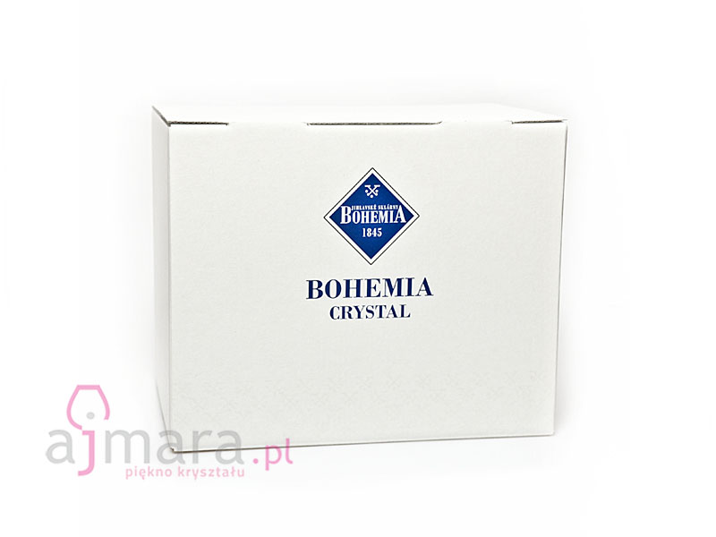 Białe pudełko z logo Jihlava Bohemia