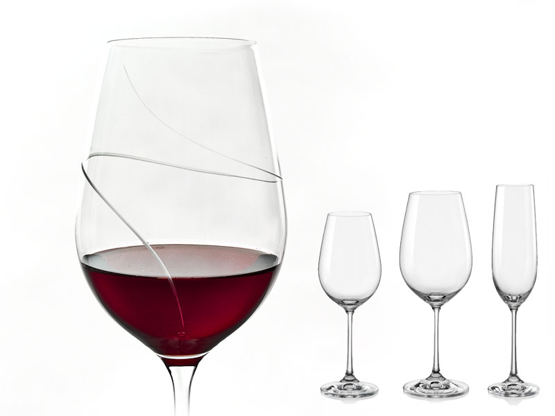 A set of glasses with manual-cut-glass-18 pieces