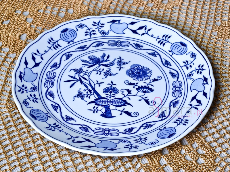 Plate decorated with a traditional onion pattern