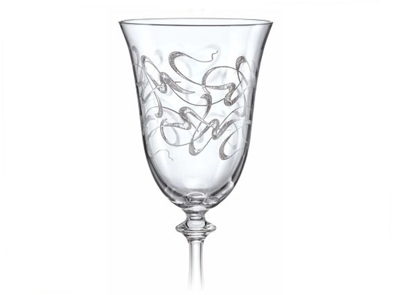 Decor on an Angela Royal wine glass